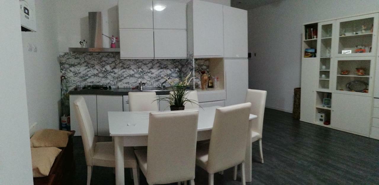 Casa Nuccia 2 Otel Milano Dış mekan fotoğraf