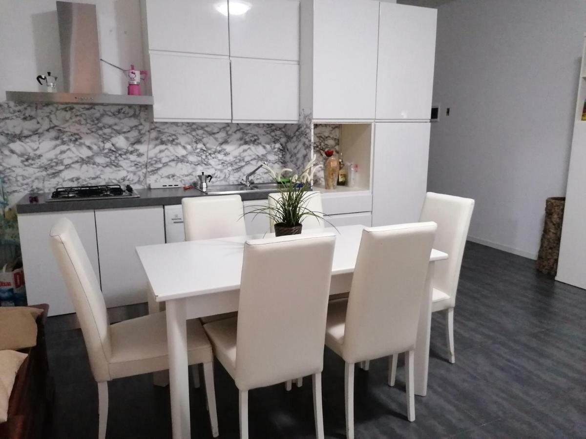 Casa Nuccia 2 Otel Milano Dış mekan fotoğraf
