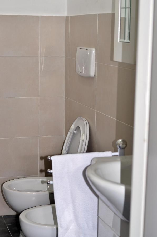 Casa Nuccia 2 Otel Milano Dış mekan fotoğraf